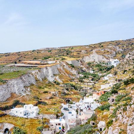 Traditional Farmers Caves Emporio  Luaran gambar