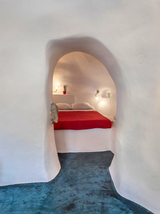 Traditional Farmers Caves Emporio  Luaran gambar